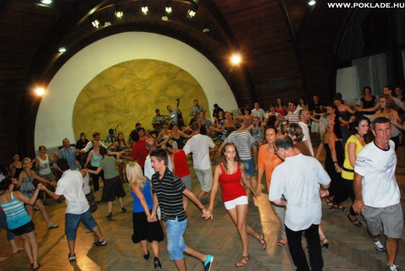 Délszláv táncház Mohácson | 2012